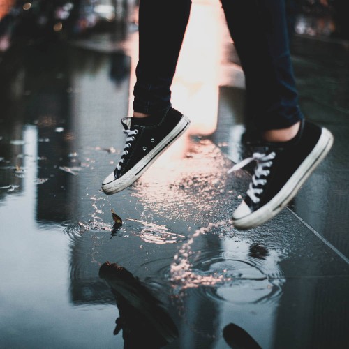 반디 클래식 스니커즈